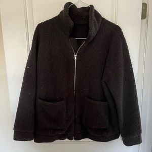 Black teddy zip up with pockets